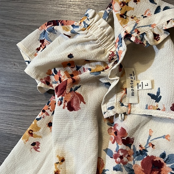 WILDFLOWER WaterColour Blouse with Cold Shouler Detail - Picture 3 of 3